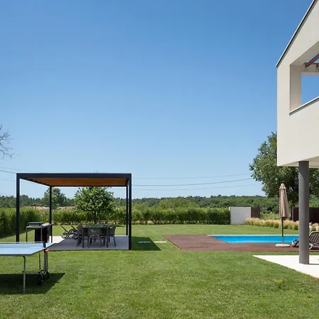 Vila Grace *